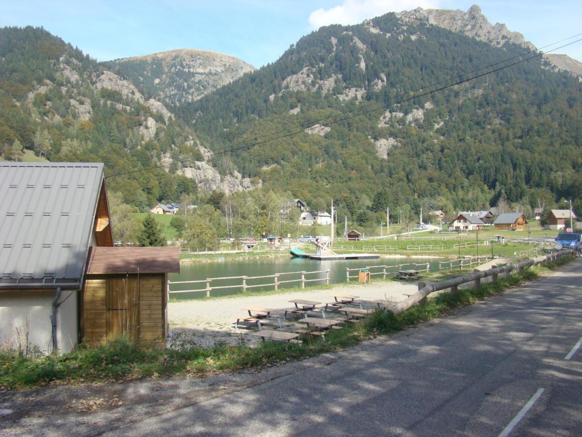 Studio Au Calme Face Aux Montagnes Dans Station De Ski La Morte Exteriör bild